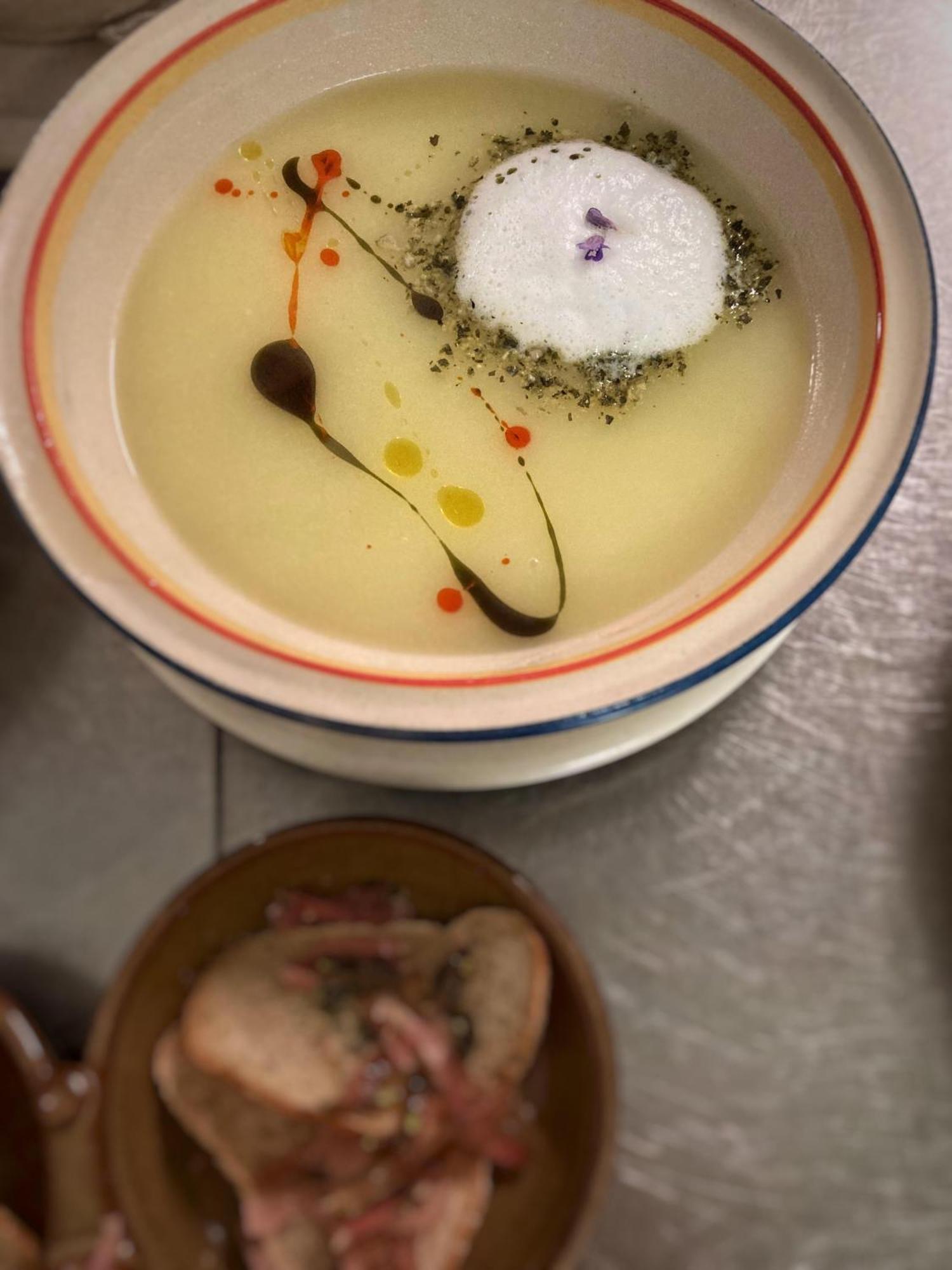 Ginti Panzio, Orseg Hotel Magyarszombatfa Екстериор снимка
